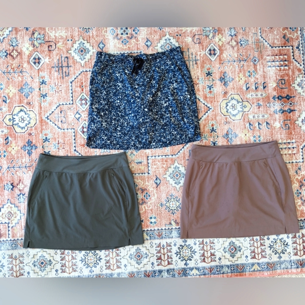 Bottom two athleta skirts only